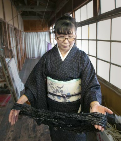 lorionophotography-lori-ono-orimoto-yukitsumugi-nobuko-suto-japan-weaving